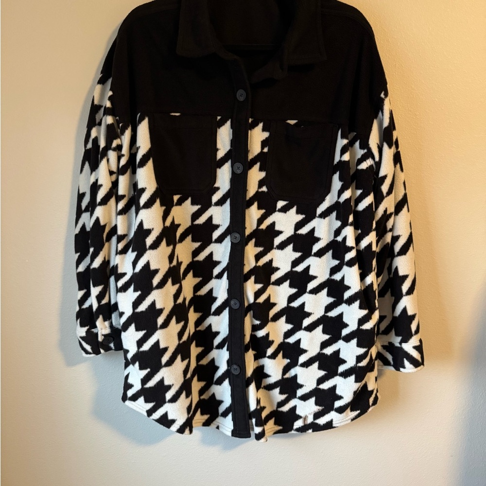 Black and White Houndstooth Button-Up Shirt